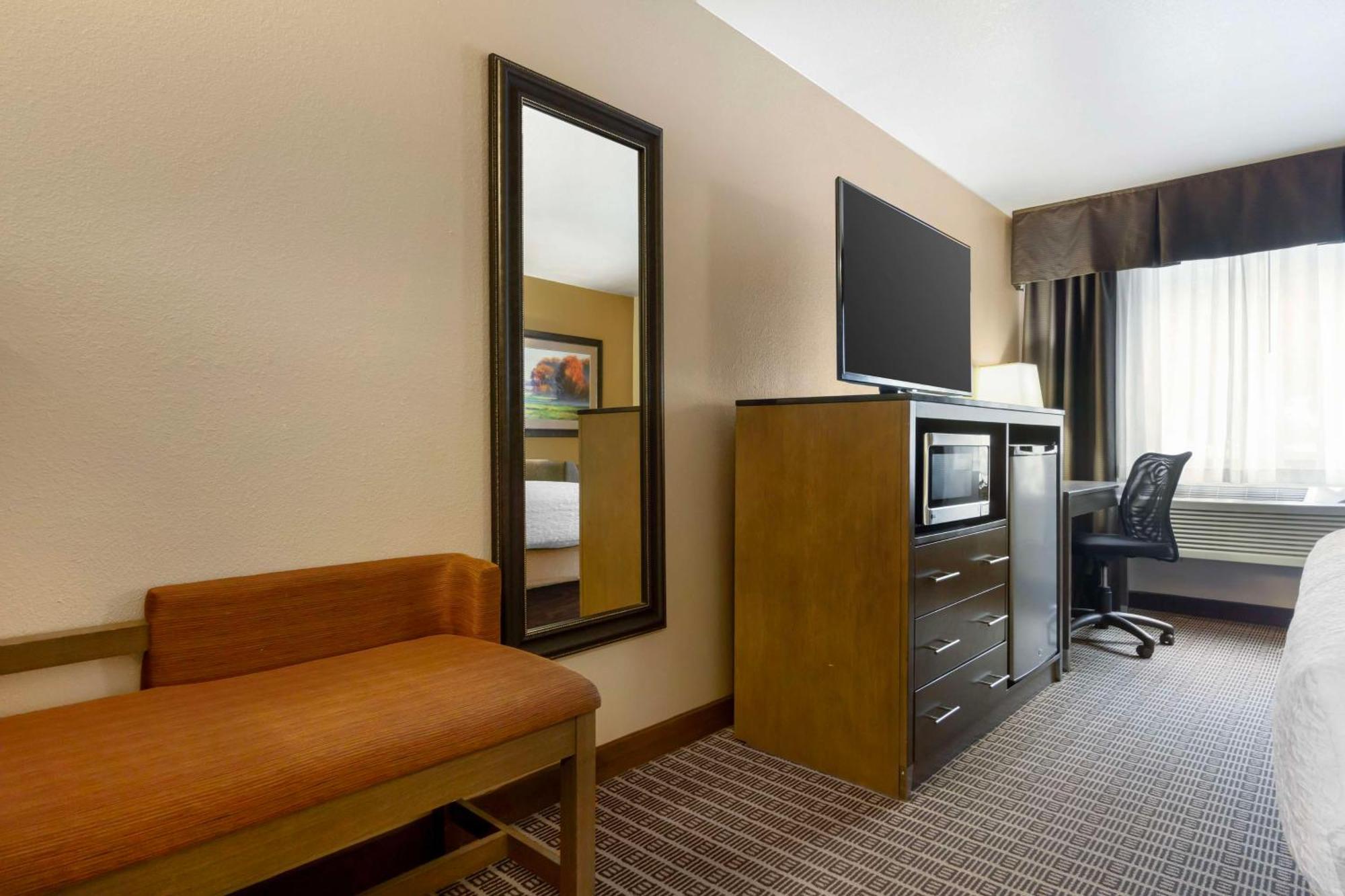 Best Western Plus Yakima Hotel Экстерьер фото