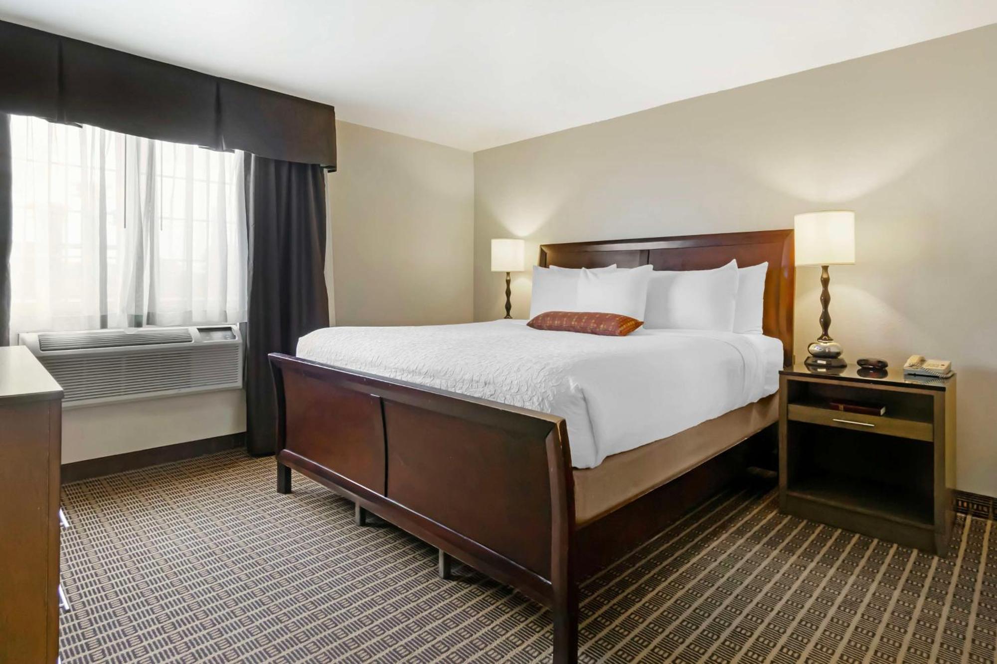 Best Western Plus Yakima Hotel Экстерьер фото